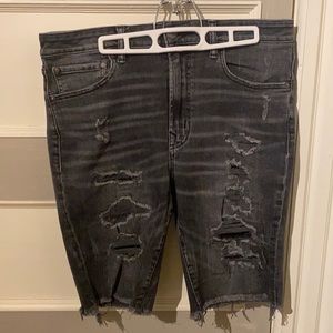 Men’s American Eagle jean shorts